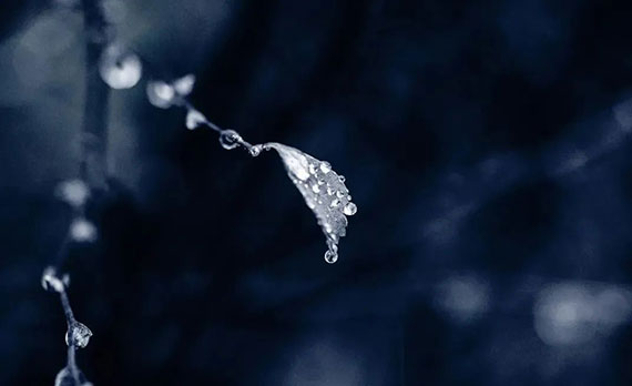 ​愿祢裂天而降！  第2张