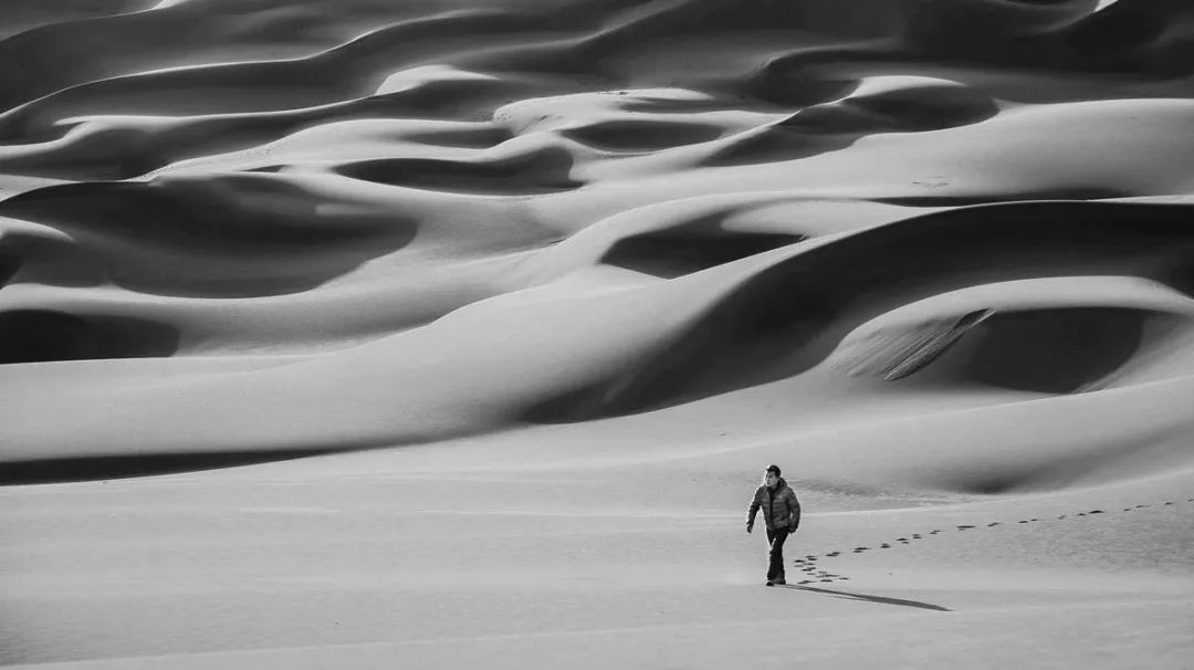 在末时，做一个“不正常”的人！